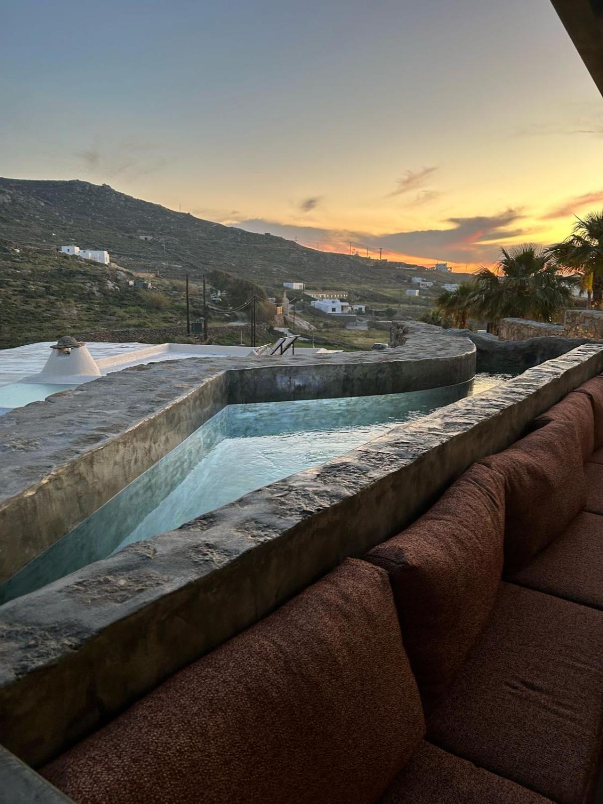 Ftelia Black Villas Exteriér fotografie